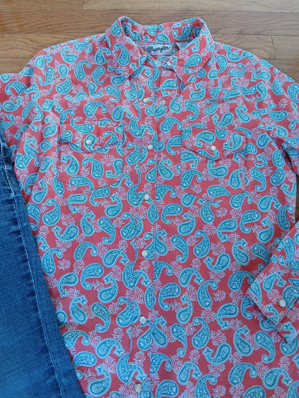 Wrangler Blue Denim Women’s Jeans OUTFIT - Picture 8 of 9